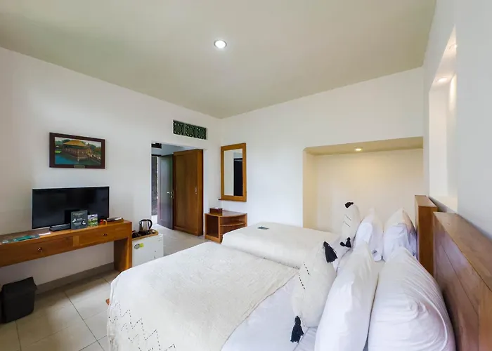 Hotel Uma Dana 3*
